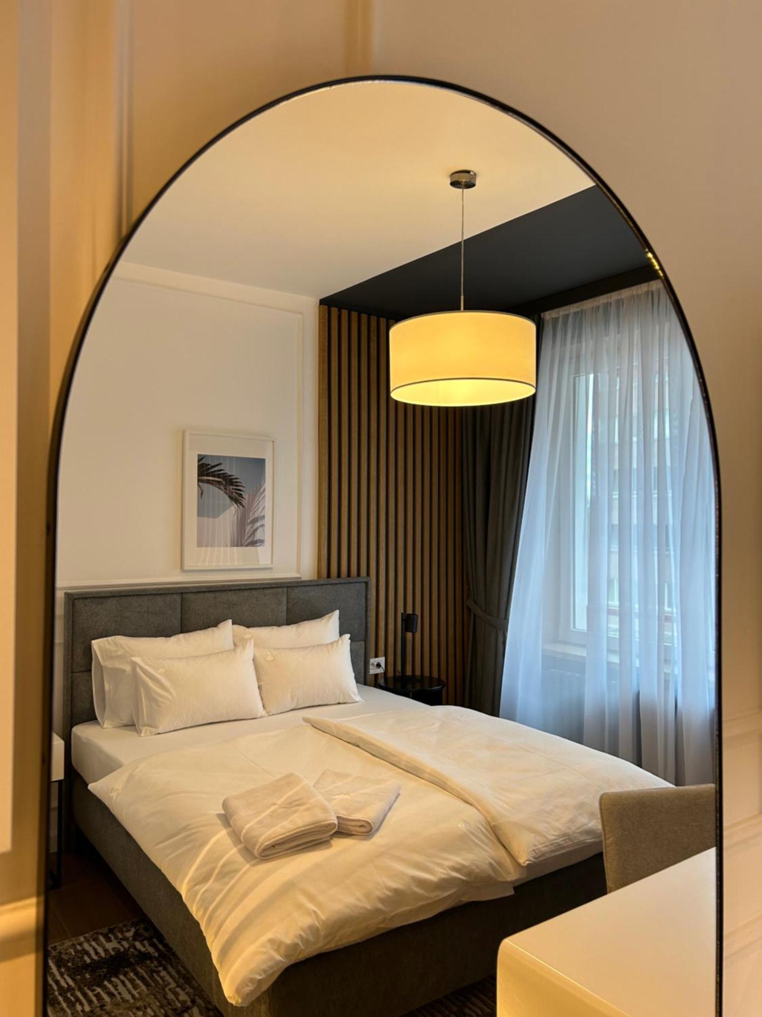 Red Riding Hood Apartamento Belgrado Exterior foto