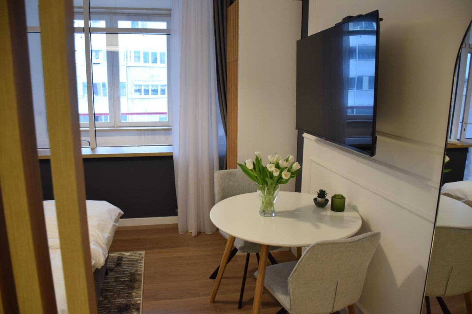 Red Riding Hood Apartamento Belgrado Exterior foto