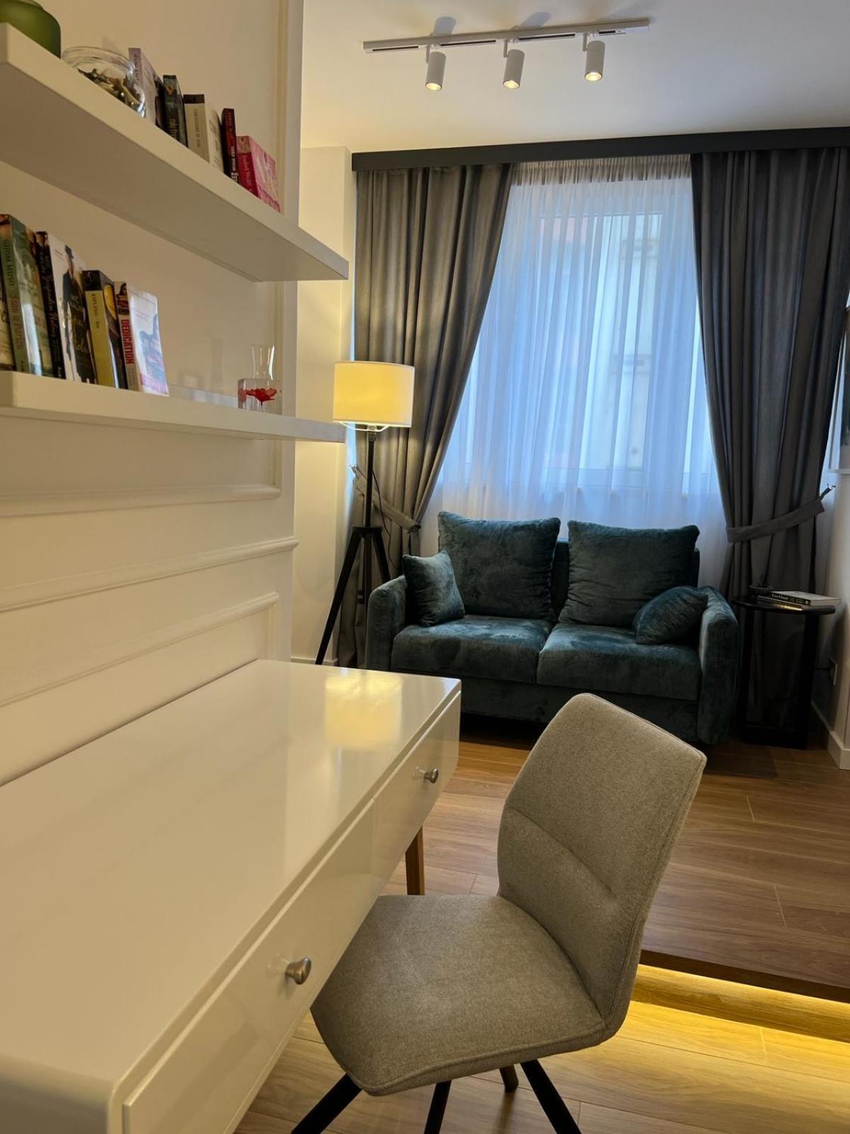 Red Riding Hood Apartamento Belgrado Exterior foto