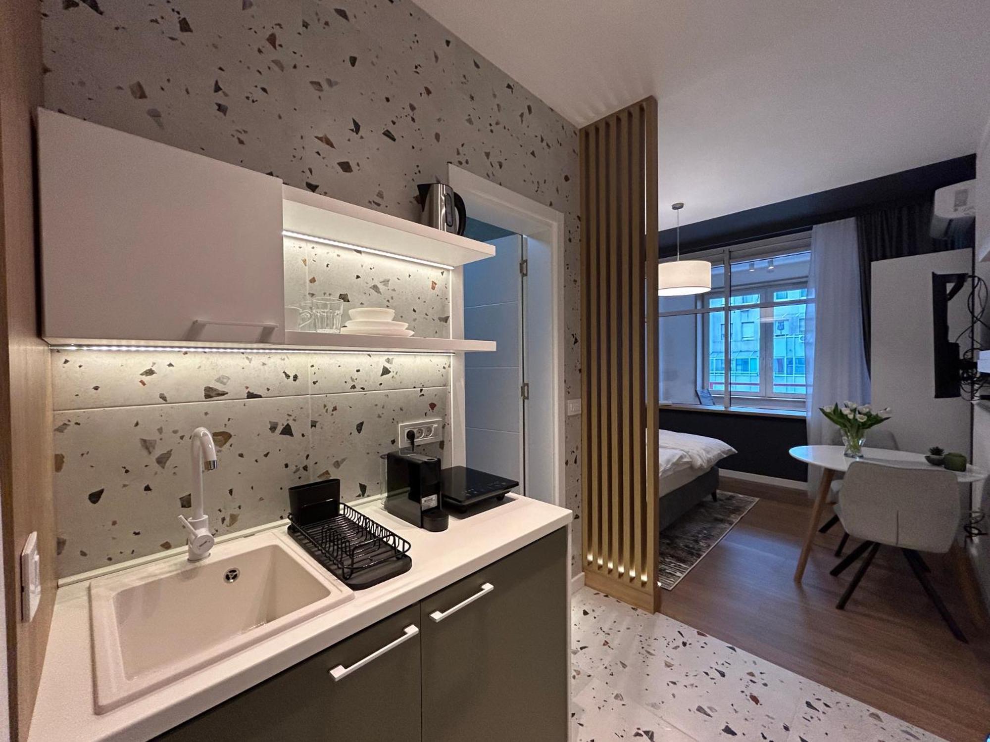 Red Riding Hood Apartamento Belgrado Exterior foto